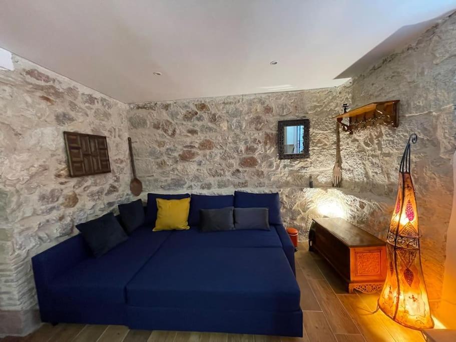 Stone Inn Near Acropolis & Metro 石头记 Felsenhohle Athen Exterior foto