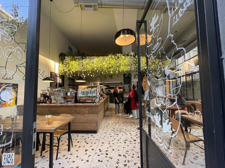 Stone Inn Near Acropolis & Metro 石头记 Felsenhohle Athen Exterior foto